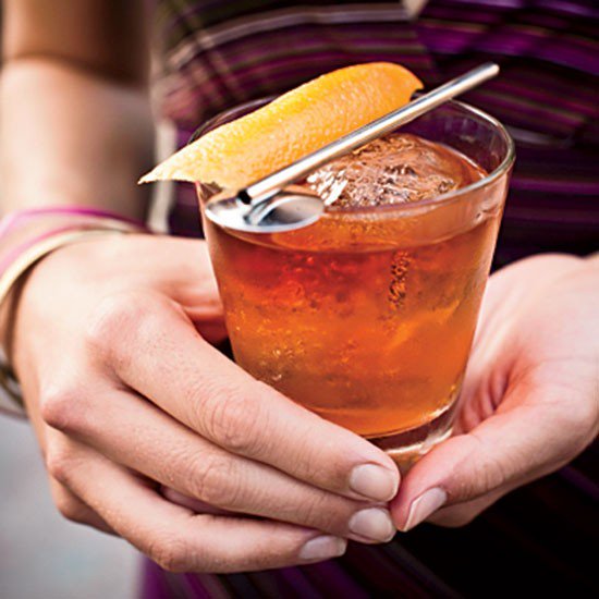 foodandwine's tweet photo. The best whiskies to use in an Old Fashioned. #FWx https://t.co/MFeeNjua90 https://t.co/LqlSJt8YH1