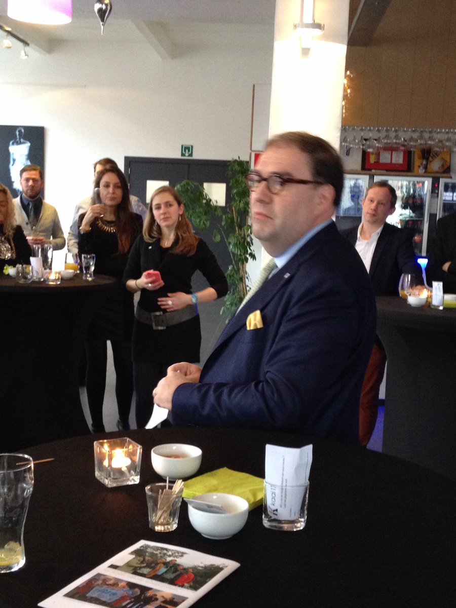 Winters geluk van <a href="/jciaalst/">JCI Aalst</a> (@ Kaai 17 in Aalst, Oost-Vlaanderen w/ <a href="/g3n/">Gert 🍑</a>) swarmapp.com/c/izHJSbVg5Wg