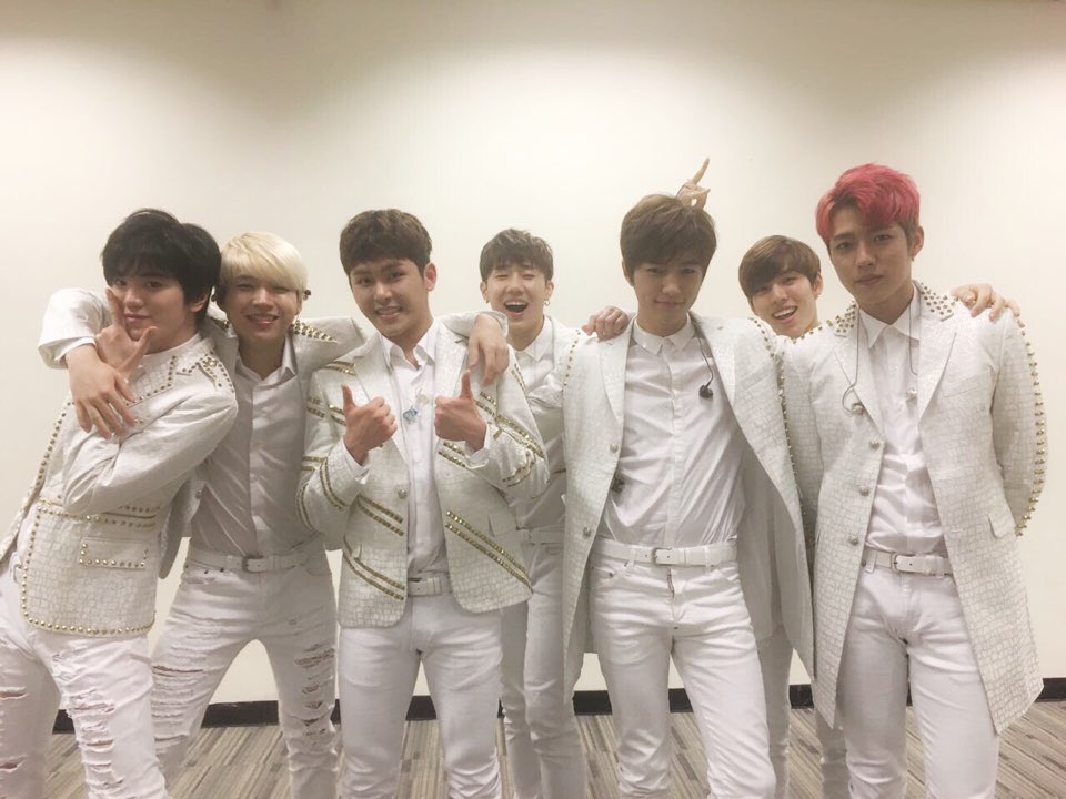 Official_IFNT's tweet photo. [#IFNTEFCT] INFINITE 2nd WORLD TOUR "INFINITE EFFECT" in 홍콩! 우리 인스피릿 여러분💕 인피니트의 두번째 월드투어 그 마지막이 지금 시작됩니다! #한국에서만나요☺️ https://t.co/Ejddtstkga