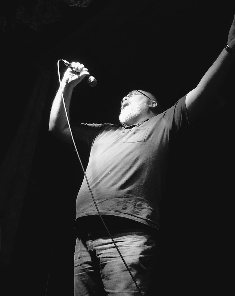 .<a href="/adamrichard/">Adam Richard</a> raises the roof at <a href="/PublicBarComedy/">PublicBarComedy</a> with a cataclysmic crescendo !