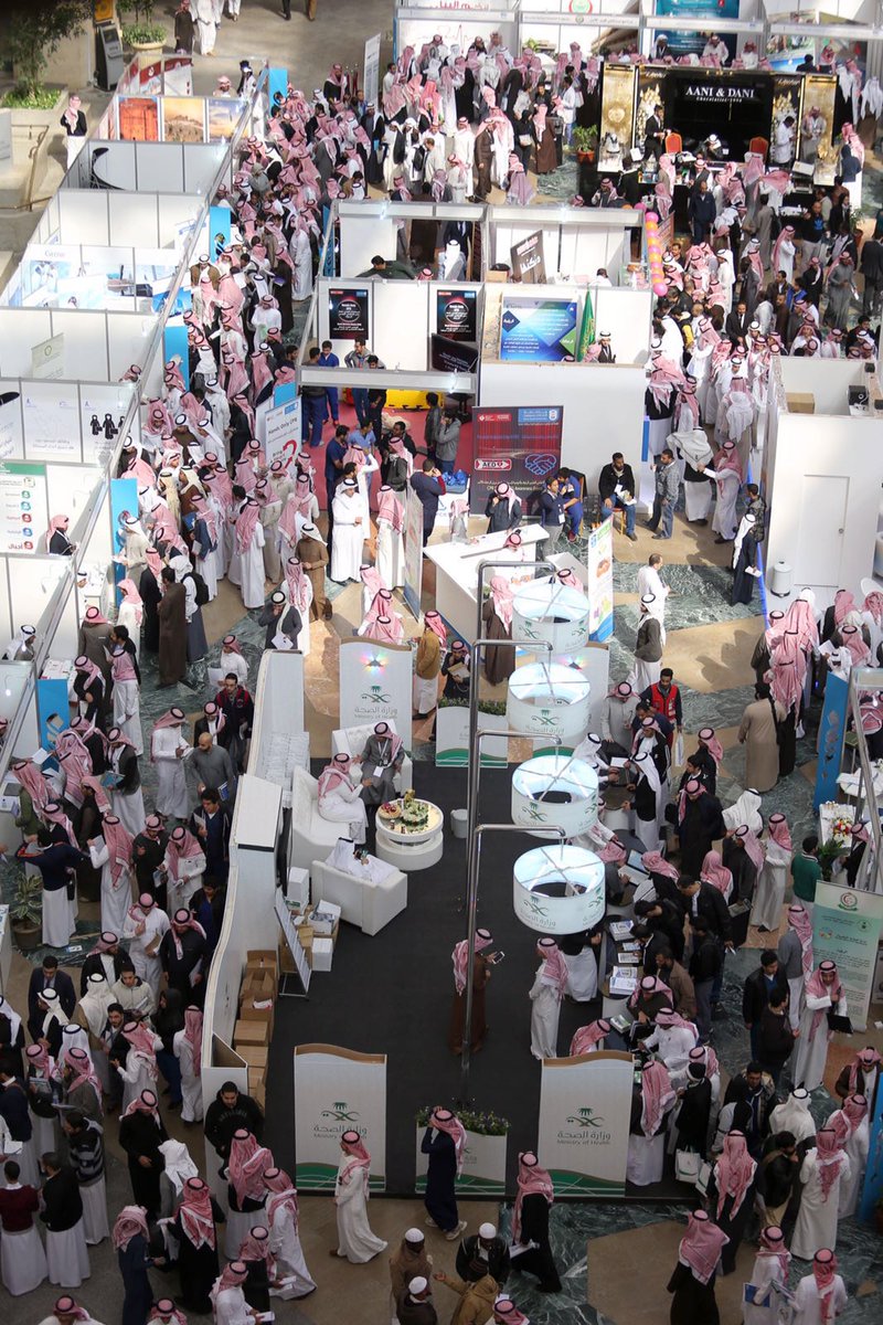 _KSU's tweet photo. #غرد_بصورة : كثافة الحضور بـ #أسبوع_المهنة بـ #جامعة_الملك_سعود https://t.co/J4xP9FCsq7