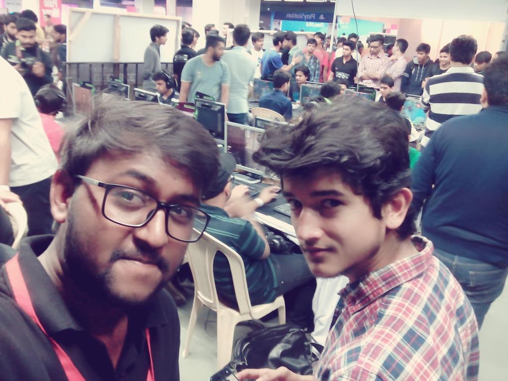 Ezioshank's tweet photo. #vgf @videogamefest #videogamefest #vgfselfie #punemirror https://t.co/mBb1A91HHn