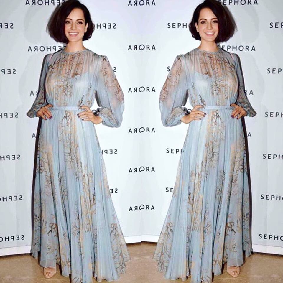 style_Withme's tweet photo. #WithMeLoves #KanganaRanaut in this flirty blue @MaisonValentino dress at the @Sephora_India launch! 💙 https://t.co/c0fXOQSf7w