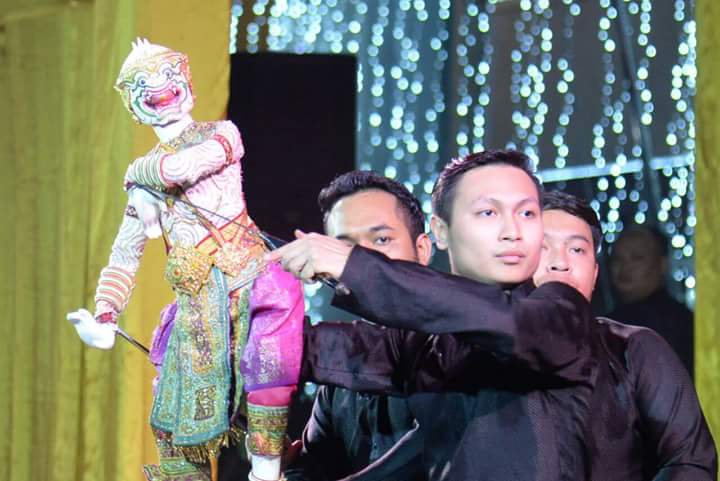 กรุงเทพมหานคร tweet media