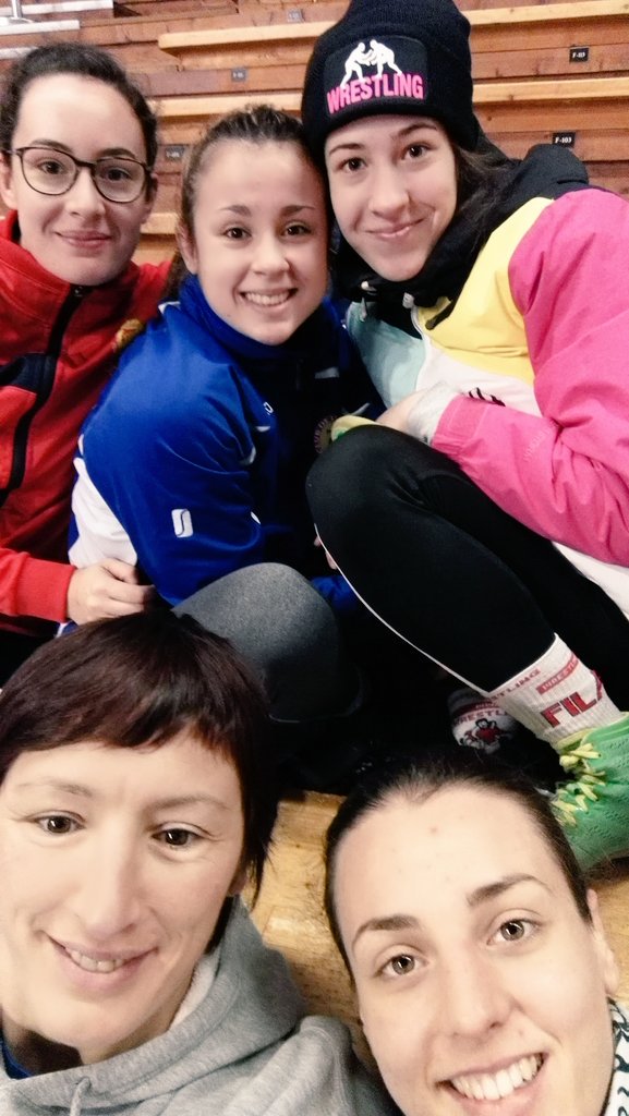 Grand prix de Paris <a href="/IrenovaGarcia/">Irene García Garrido</a> <a href="/AintzaneGorria/">Aintzane Gorria Goñi ⚡</a>  <a href="/Lydialucha/">Lydia pérez touriño</a> <a href="/BATbasqueteam/">BAT Basque Team</a> @FEDERACIONLUCHA