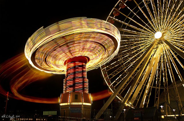 chicagonewsnow's tweet photo. Navy Pier's Old Ferris Wheel Is Headed To A Missouri Theme Park https://t.co/NxzRfgrl5N #chicago https://t.co/SdIaTJFah5