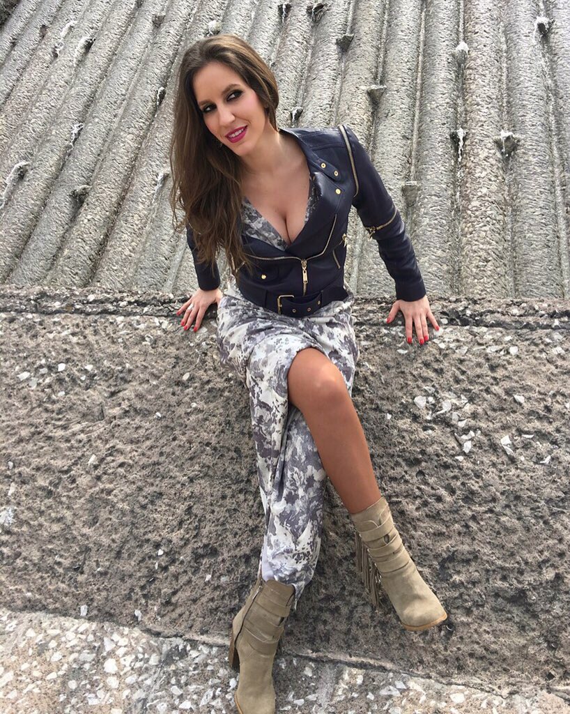 MariaToledoFCO's tweet photo. Nuestra @MariaToledoMT se encuentra en México desde donde manda recuerdos a sus seguidores españoles https://t.co/GwwKCaaQuO