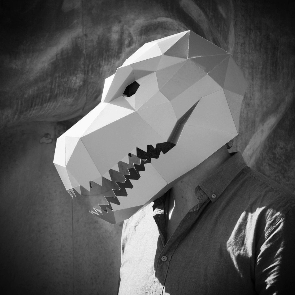 lofatip's tweet photo. Domani ore 19,30 a @LOFOIO , il carnevale a modo nostro:
@francesca_loup fa il panda
@MattiaSullini fa l'orso. E io? https://t.co/XlMXSaqM71