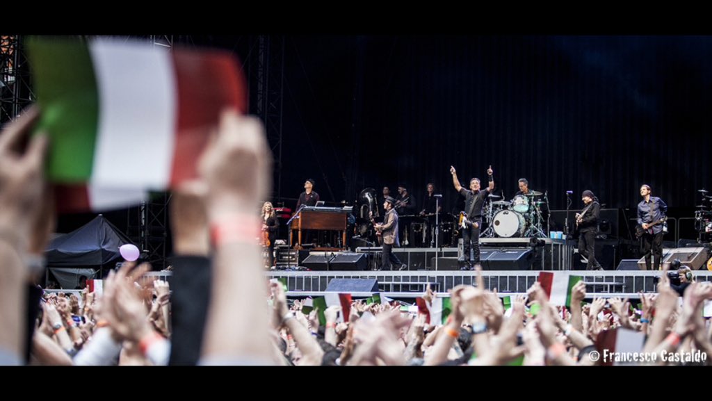 OurLoveIsReal_'s tweet photo. πππ Official announcement is coming on tuesday! πππ. #therivertour #italy #comebackbruce #estreetband #ourloveisreal https://t.co/pT7wkGtWyt