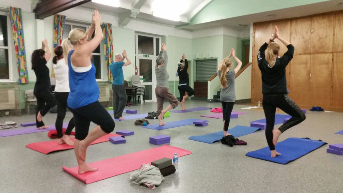 bondiyogi's tweet photo. #yoga #beatstress from £6.00 hour #firsttimers @AboutMcr @mumsnetMcr @StretfordM32 07741258026 book your mat today https://t.co/UZYmChQc1z