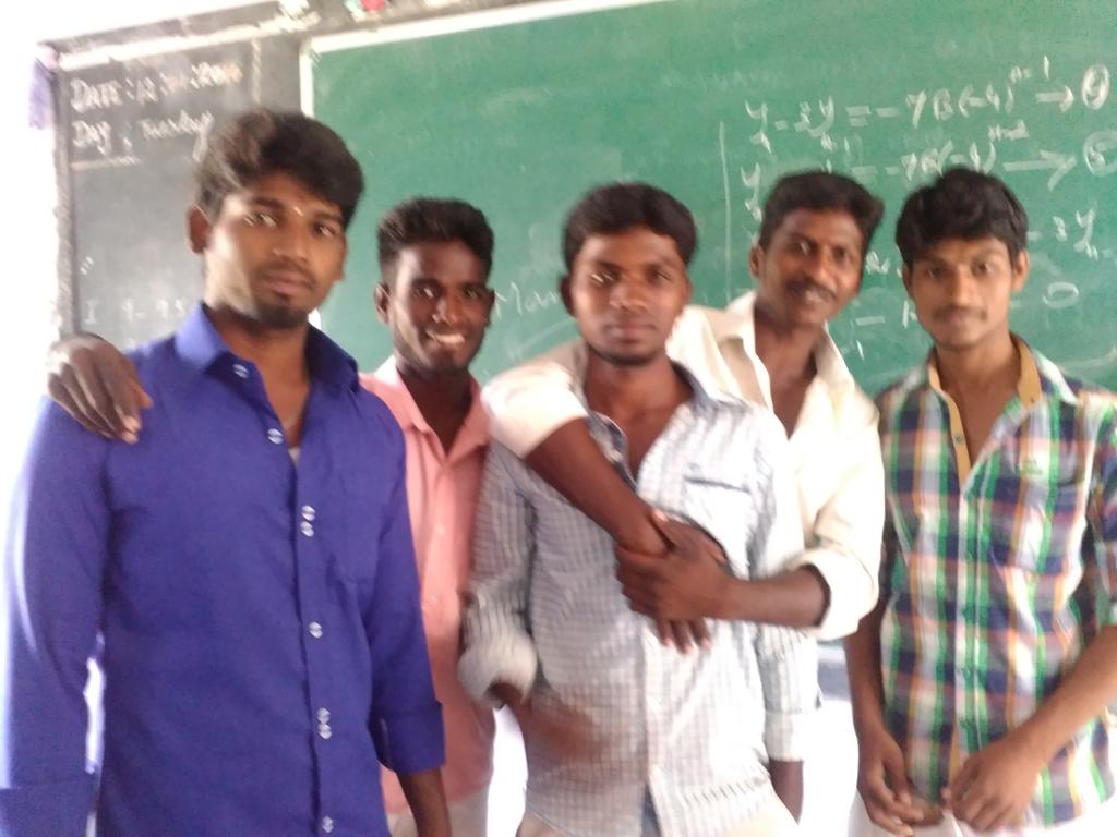 johnkarthikumar's tweet image. Hi.... hi...