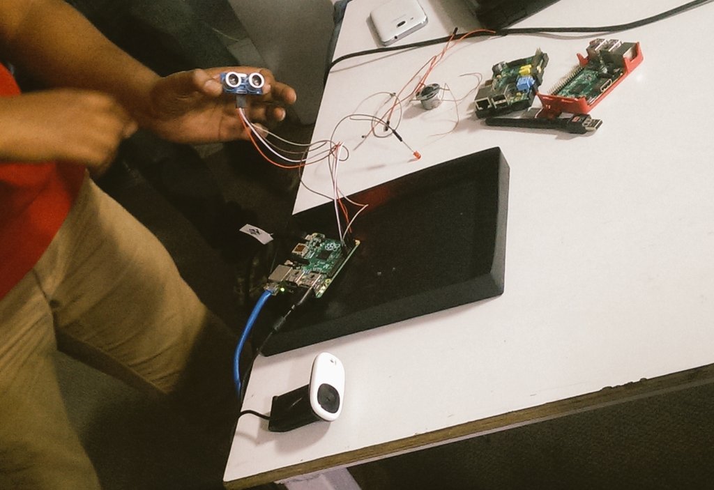 CollabH's tweet photo. 'RaspberryPi Introduction-II' is on the go by @iRaspberryPi . #IoT #RaspberryPi #electronics #embedded. https://t.co/a4n0HDBCG8