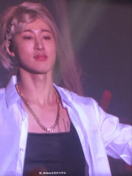 PARK BOMBBB tweet media