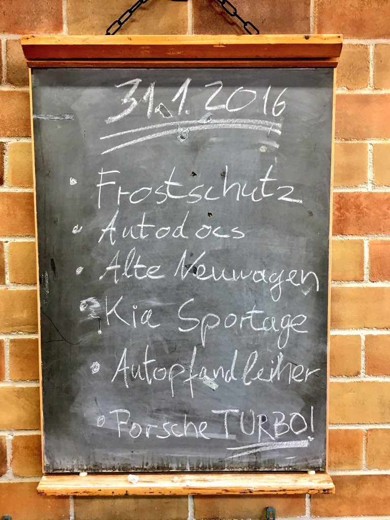 Passend zum Sport-Wochenende: Der neue Sportage und mehr - heute um 17 Uhr bei #automobil. Nur <a href="/VOXde/">VOX</a>.