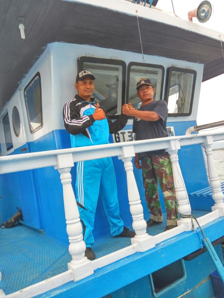 Mari Bersama Berantas Illegal Fishing <a href="/susipudjiastuti/">Susi Pudjiastuti</a> @humaspsdkp @ISPIKANI <a href="/HIMAPIKANI/">HIMAPIKANI PUSAT</a> <a href="/kkpgoid/">KKP RI</a>