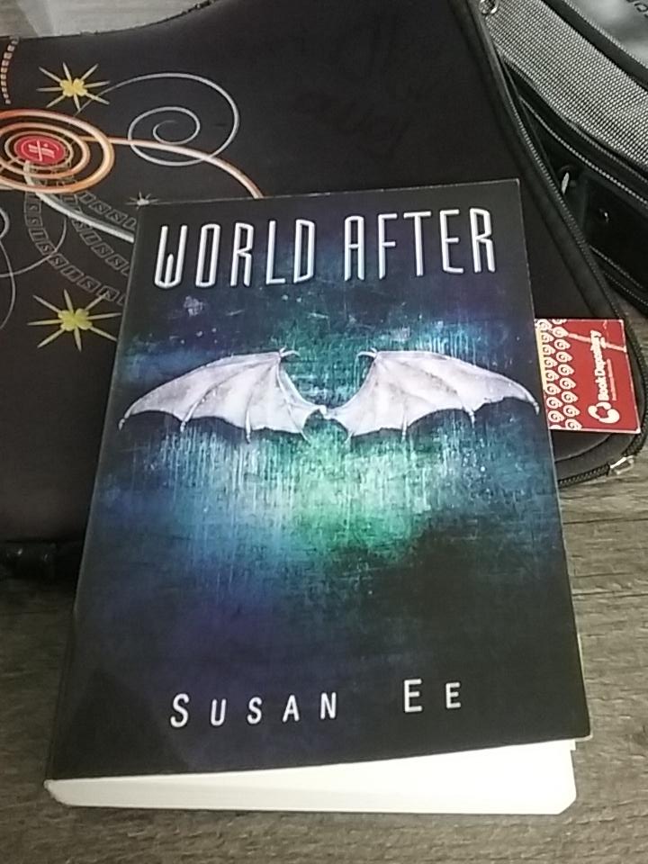 letsread25's tweet image. Reading one of the best books ever @Susan_Ee