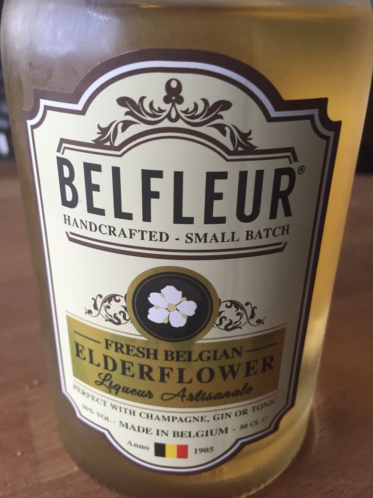 bouwspiegel's tweet photo. Vlierbloesemlikeur van Belgische makelij; topproduct!
// #Belfleur @WijnenDulst https://t.co/97aDQW06JZ