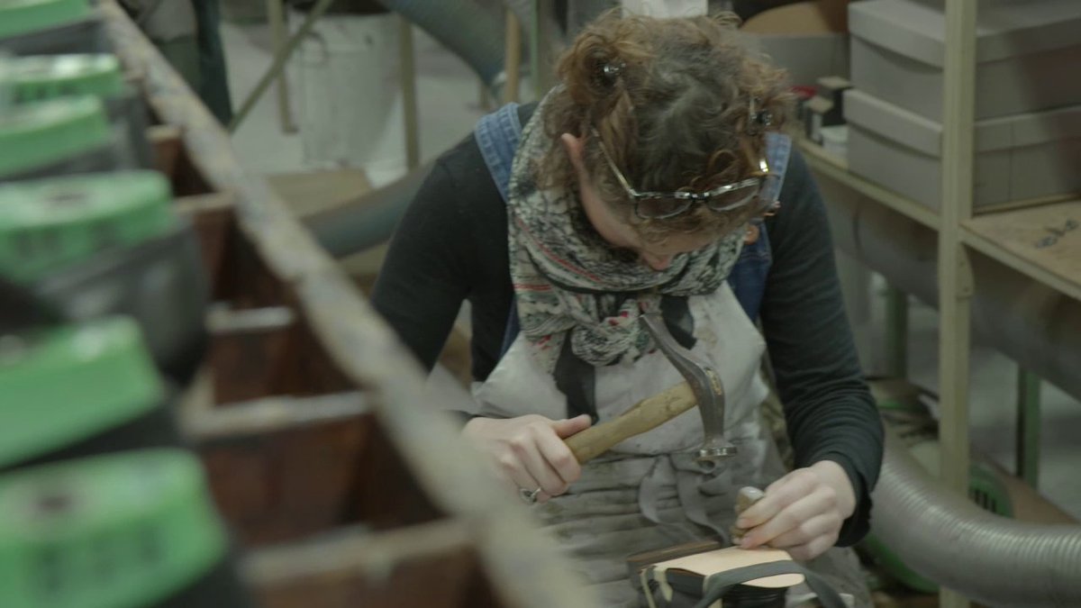 ZoneInterdite's tweet photo. Artisans et apprentis: la fierté du savoir-faire français. C'est ce soir 20h55 sur @M6 ! https://t.co/UZLWE1pzuR https://t.co/yzzCyB6sGq
