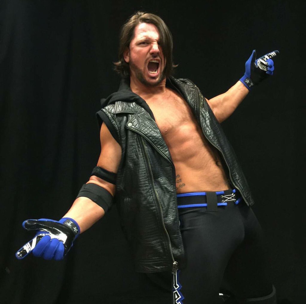 WWEUK's tweet photo. PLUS... a very special #OneHourRAW debut! https://t.co/NCshnfA4at