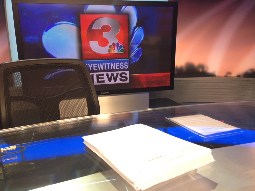 KateSmithLive's tweet image. Almost show time, hope you'll join me this morning for #WeekendToday