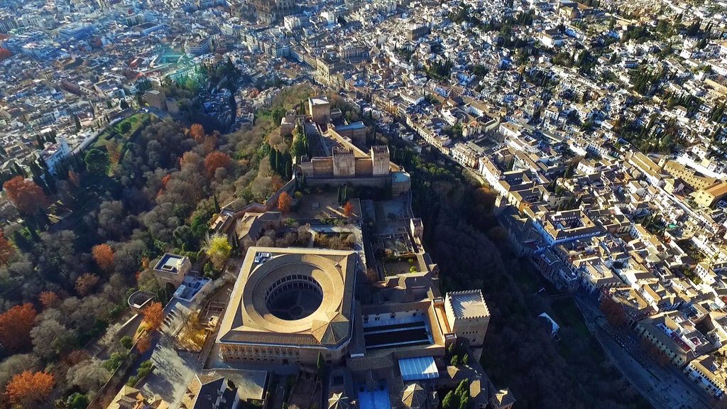 mfgranaina's tweet photo. Granada desde el cielo... Impresionante!!! #GranadaParadise #mf

Foto @PabloPartys https://t.co/cpVg2MO7kY