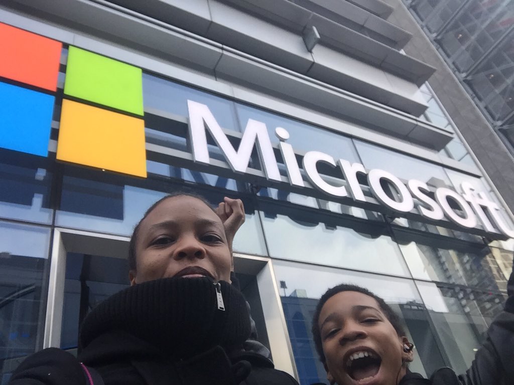 kamisworld49's tweet photo. Day 3 of the global game jam #GGJ16 #MSPlayGGJ16 #nyc #Microsoftny #playcraftingnyc https://t.co/MuNeSJRPnA