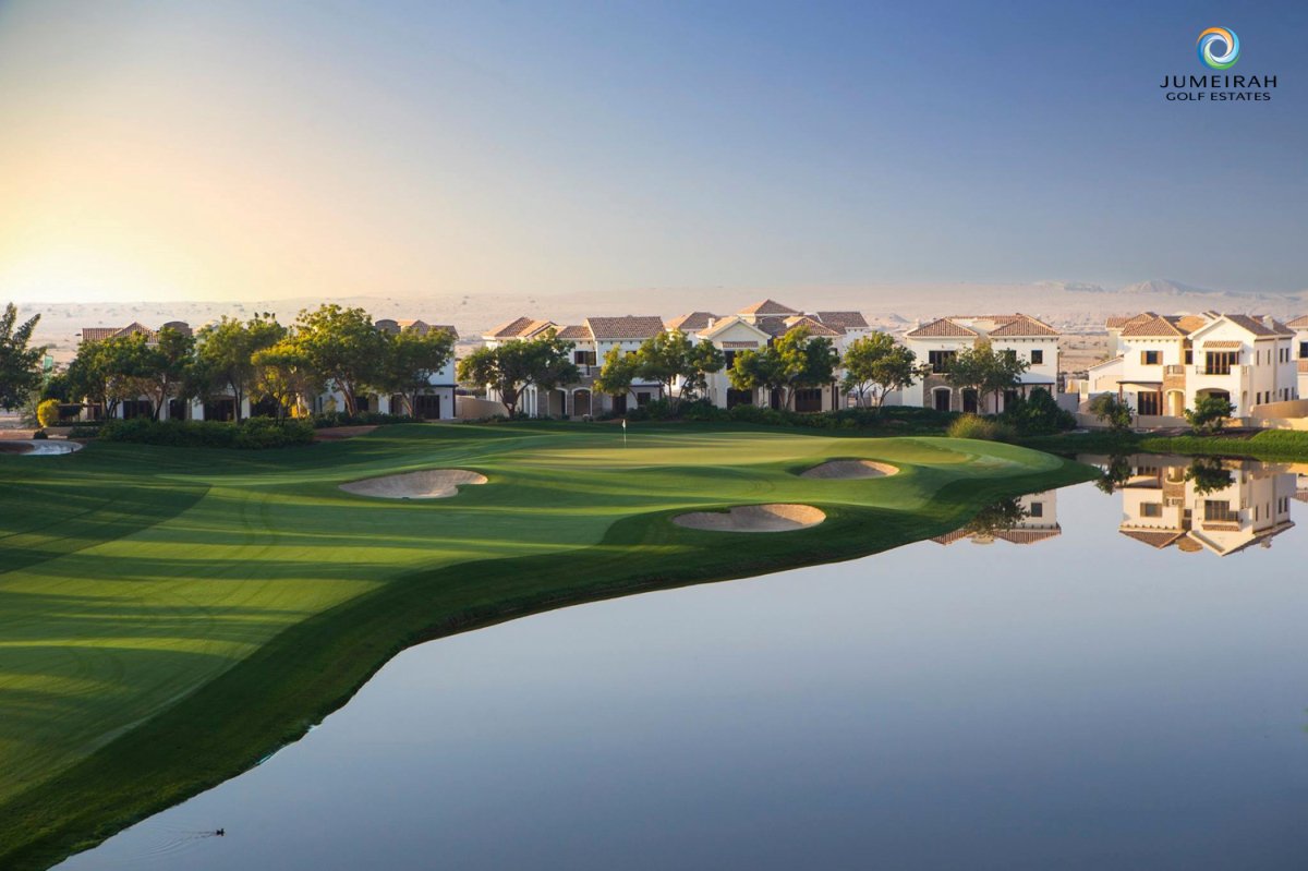 dubaitour's tweet photo. #JumeirahGolfEstates hosts over 65K fans for the #DPWorldTour Championship every November. #GreatestLife https://t.co/bdRL5VgCb7