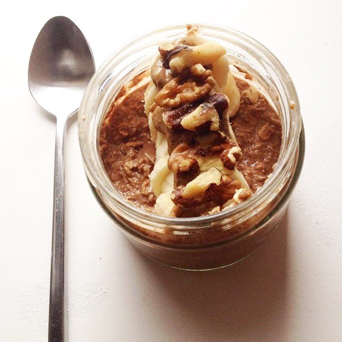 NSassyFood's tweet photo. FACT: Monday morning blues don't exist when you have banana and choc overnight oats ready and waiting for you 🙌🌟 https://t.co/3psfApchtM