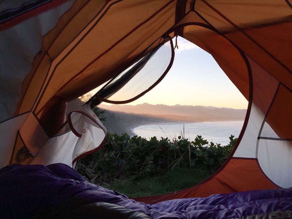 coffee_n_mtns's tweet image. Camping is better with views like this 
(Photos by @TheLittleCanoe )