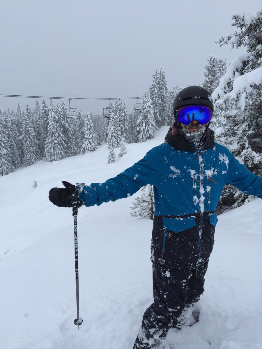 Today did not suck. First time riding some real pow in a long time. Face shots for days #powpow