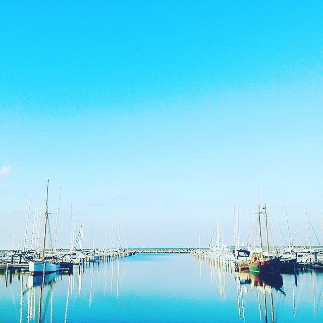 bonsaisab's tweet photo. ⛵️#takemeback #warnermünde #tot #blue #boats #sailing #balticsea #balticseapictures #bluef… https://t.co/EWW3Z0d3wi https://t.co/AEaFmdNTox