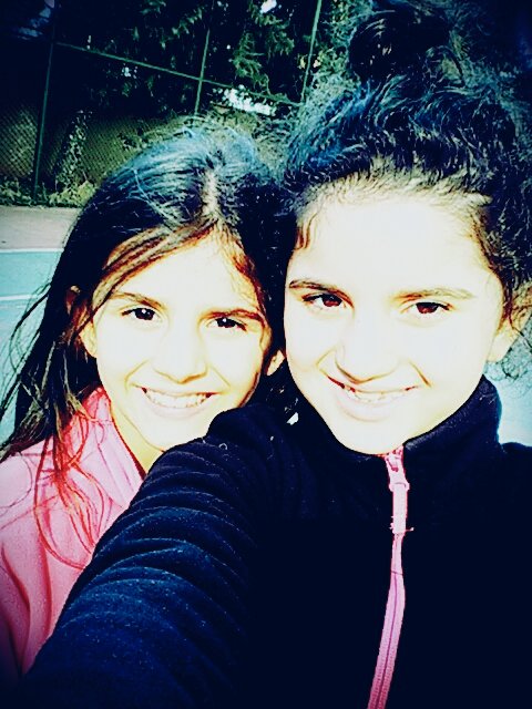 MelekNazBilgi2's tweet photo. Kardeşimle https://t.co/PVmlkSaoDQ