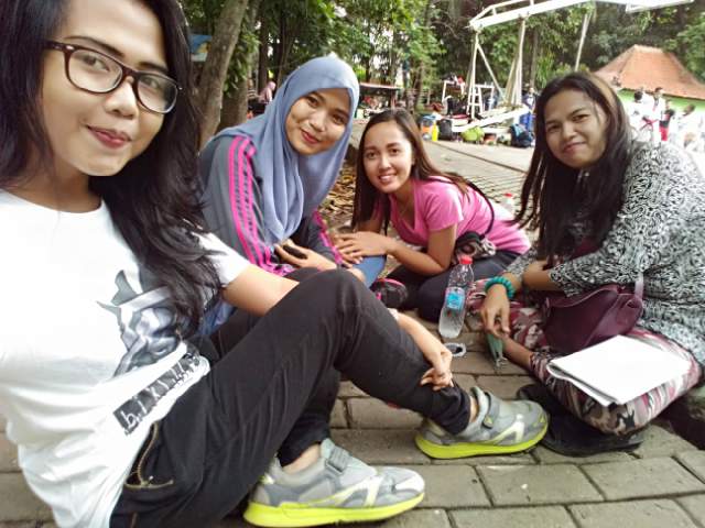 via <a href="/jefaa1928/">Jenni fauziah</a>: Tadi pagi ngedeprok  #cfd#kumpulseru (w/kak maya rere mpoisna)