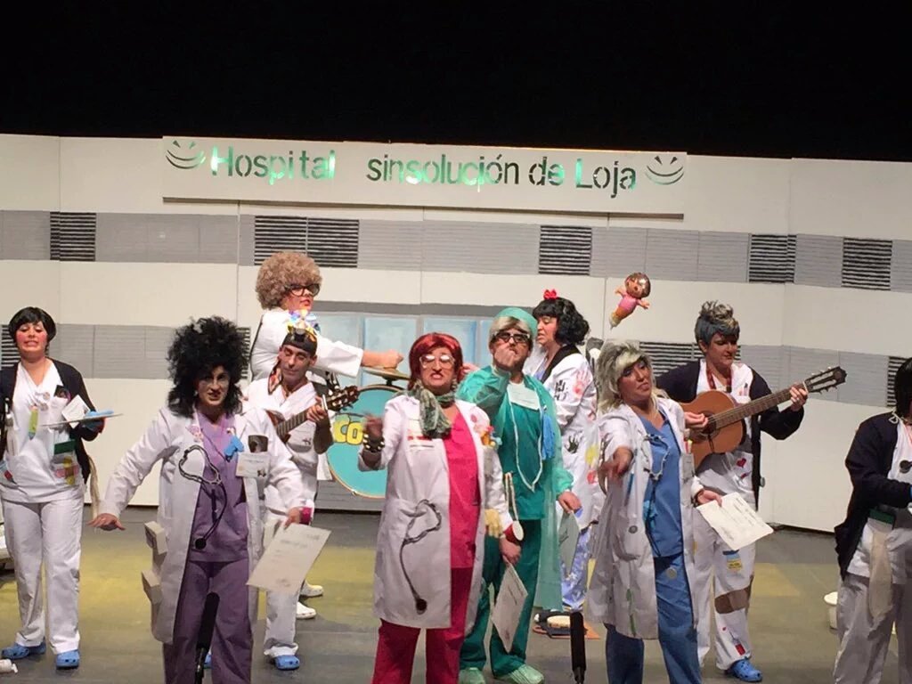 Apahlaandalucia's tweet photo. Gracias #CarnavaldeLoja por dar la murga sobre nuestra situación.. Os escucharán más que a nosotr@s https://t.co/6VuYXbOBPm