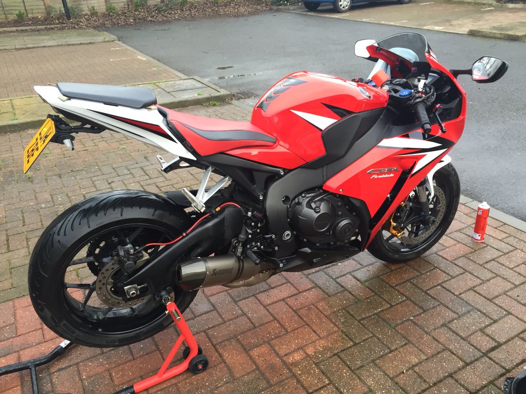 AfricaTwinCRF's tweet image. Stolen, please share my cbr1000rr. LJ14ZBE Was stolen from Harlow, Essex last night. Any info pls message.