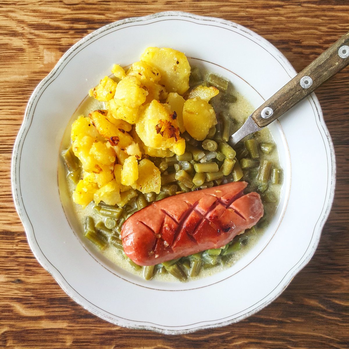 Topf_und_Deckel's tweet image. Essen wie früher bei Oma 😍 #fisolen #knacker #omaistdiebeste