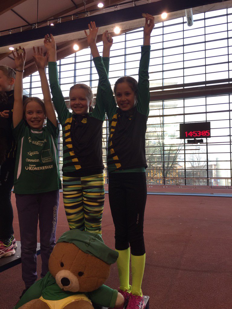 PM-viestit Kupittaalla T11 3x3 kierrosta pronssia. Onnea!