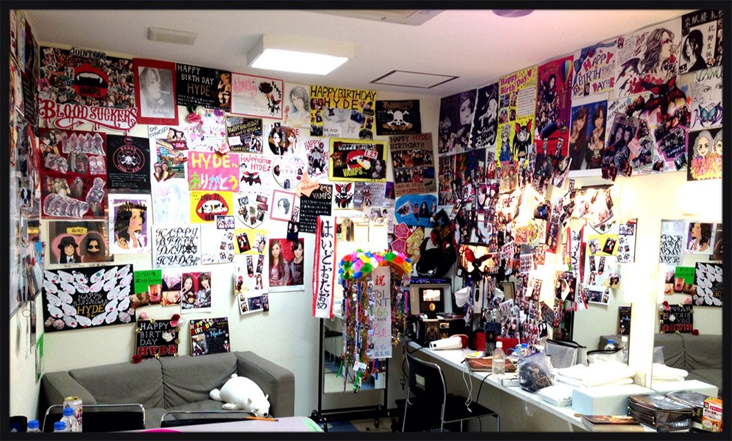 VAMPS_JPN's tweet photo. ZEPP SAPPORO 3daysありがとうございました!今日の楽屋☆
Thank you for 3 days at ZEPP SAPPORO! Backstage today☆ #JOINT666 https://t.co/RFPdse4cny