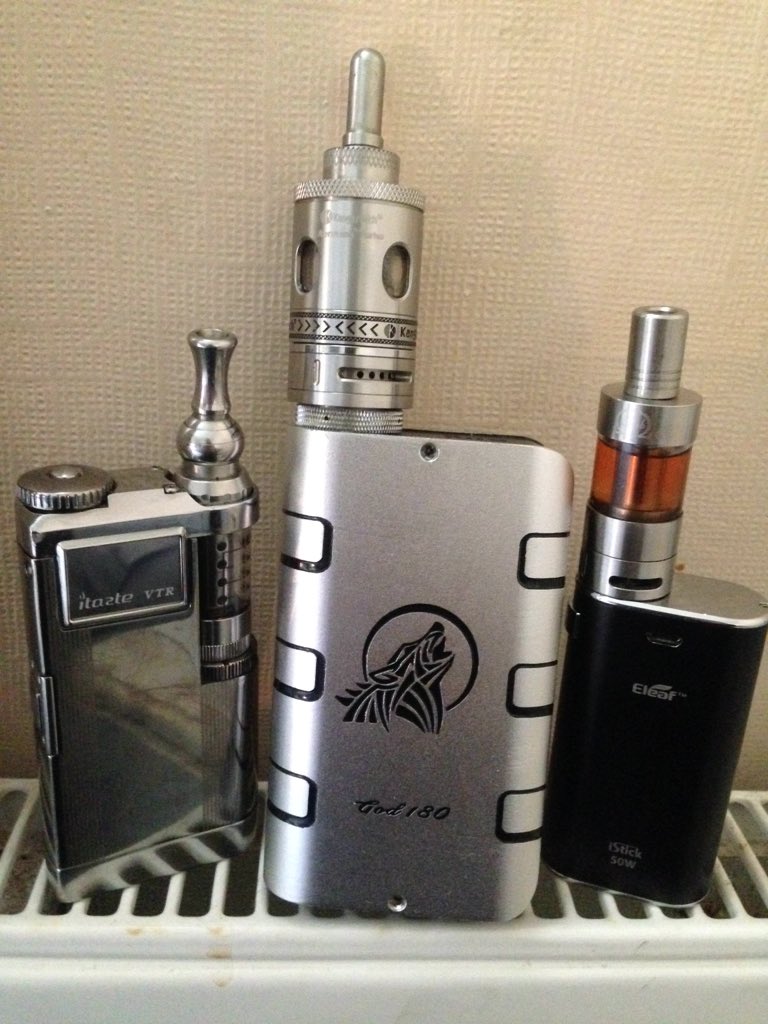 J_cooper1990's tweet photo. Size & weight difference is ridiculous! #itazte #VTR #SMY #God180 #kangertech #aerotank #turbo #Eleaf #iStick #iSub https://t.co/eYXrGyD74v
