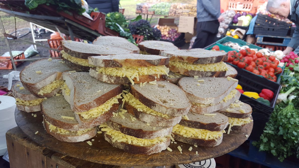 Alexandra Palace FM tweet media