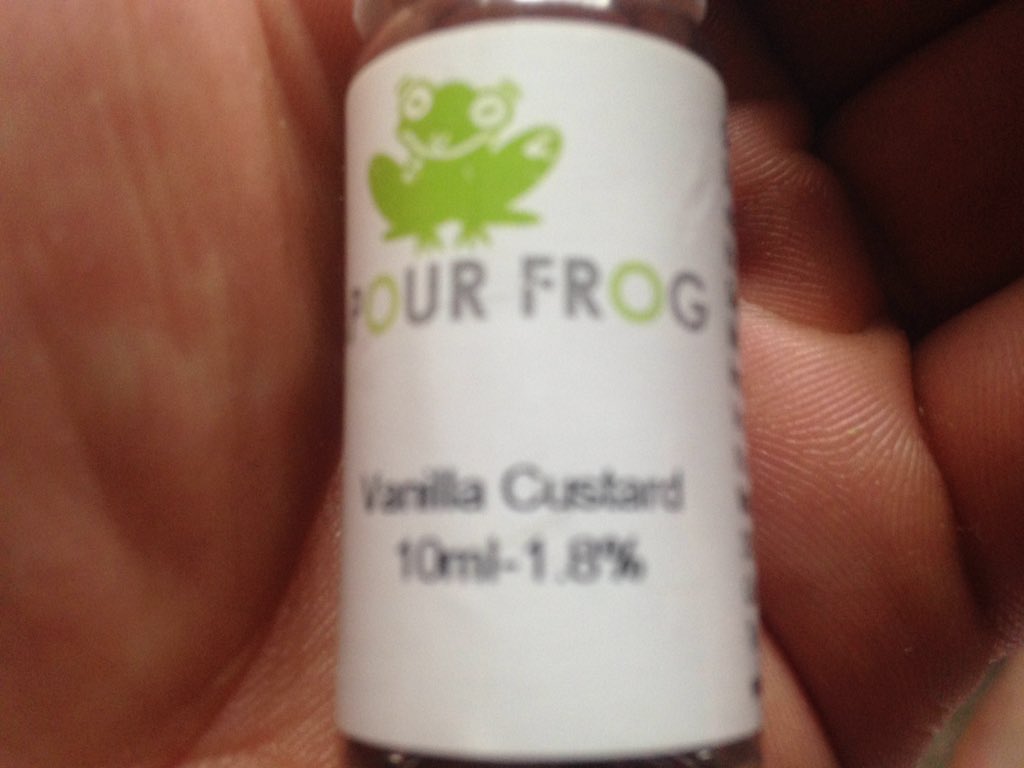 jojo151190's tweet photo. @VapourFrog  best flavour for the vape pen about#FACT #retailcogc https://t.co/luW0HzxGtL