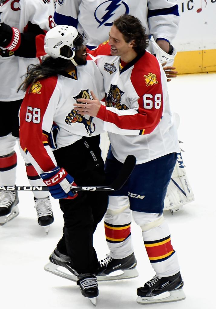 NHL tweet media