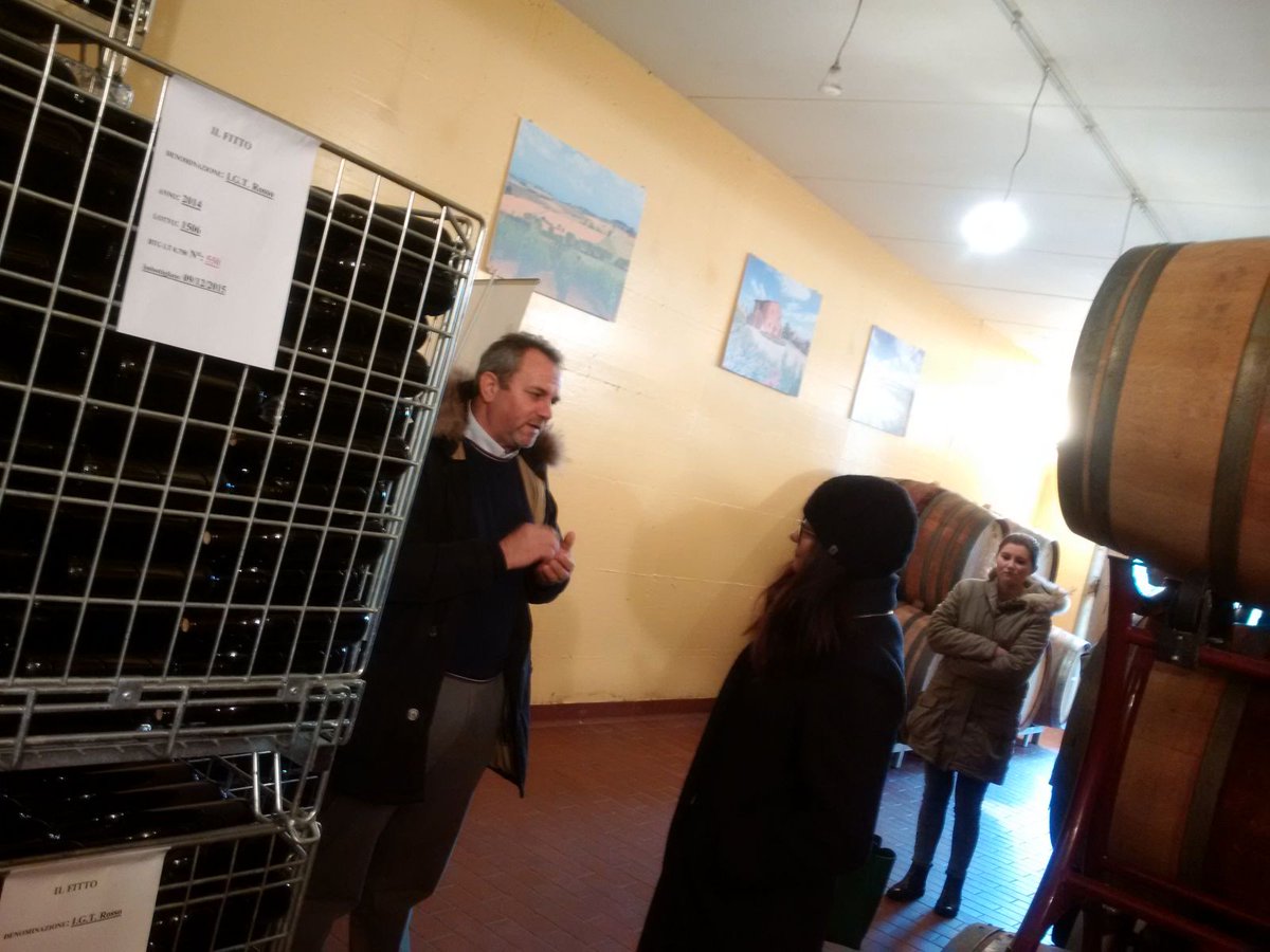 CortonaDoc's tweet photo. Gran finale per il press tour del @CortonaDoc all'azienda @ilFitto #cortona Doc #vino #wine #tuscany #toscana https://t.co/BLD37D40Jo