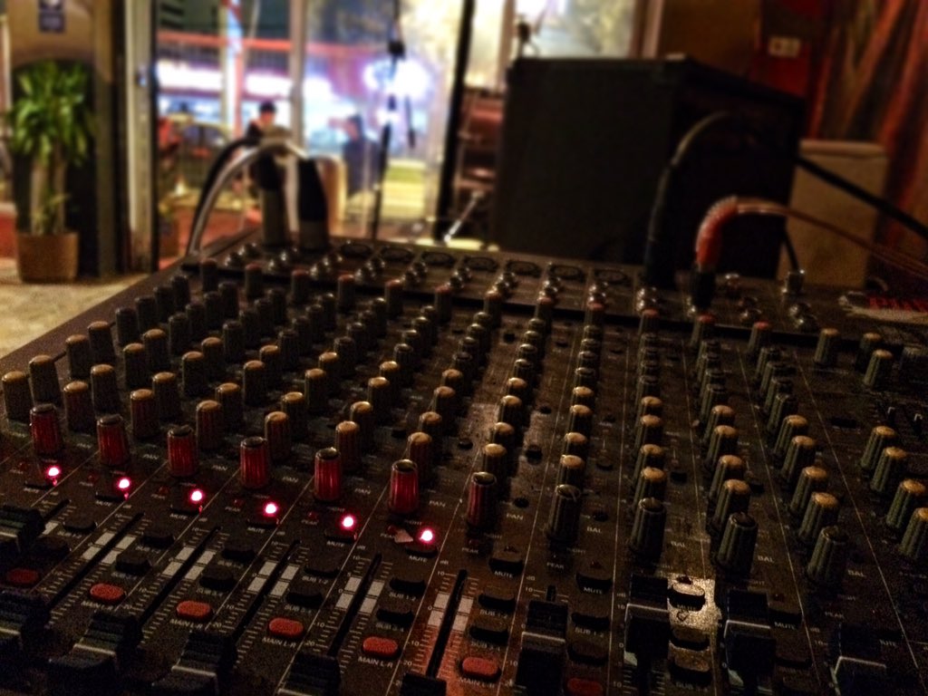 ElAgenteDS007's tweet photo. #taitarock #theagent©inlive #hiphop #Ecuador #elagente #preparando #cantandoamuerte https://t.co/ntSiHQPl6H