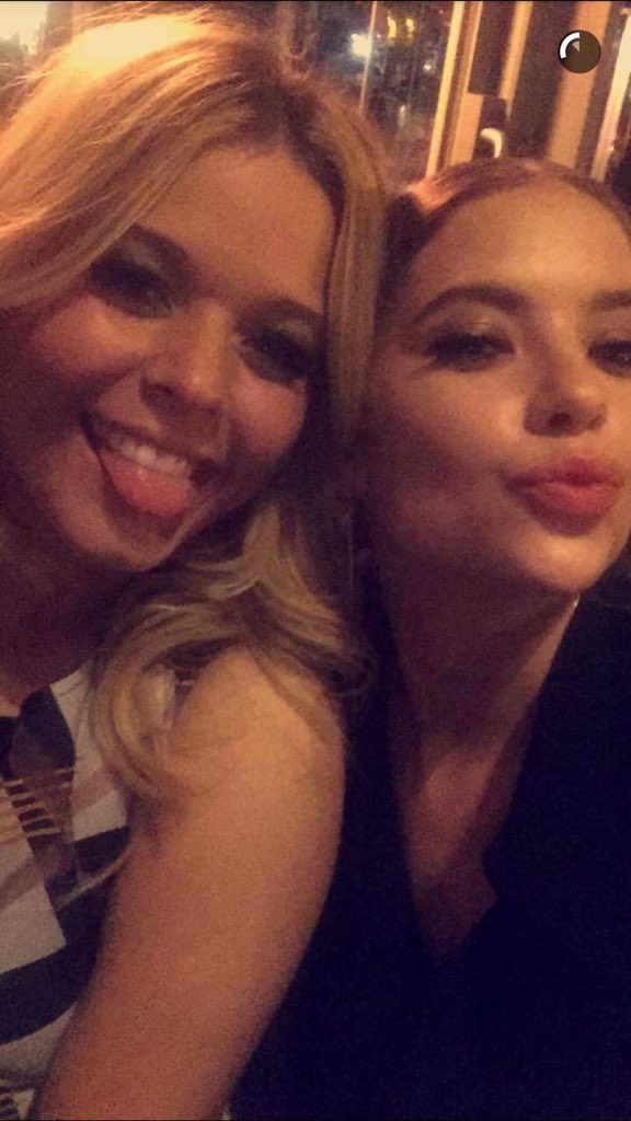 xSashaPietersee's tweet photo. 👅💋 https://t.co/WCvzDBrnX2