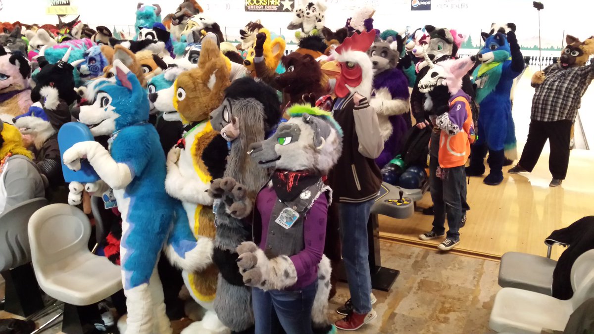 TankYeen's tweet photo. So glad I finally made it to a spot I could be seen!! #Short #Hyena #Problems at #WFS22 #TankYeen #Fursuit https://t.co/x6mwSQr80T
