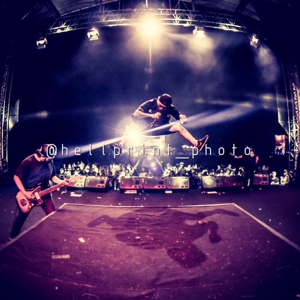 hellprint's tweet photo. Minggu Depan !

Lap.Tegalega Bdg
Presale Ke-2 Rp 75.000 + Wristband &amp; Stiker

#HELLPRINT2016
#SuperMusicID
#EDANKEUN https://t.co/FZ5CJ4Gpk0