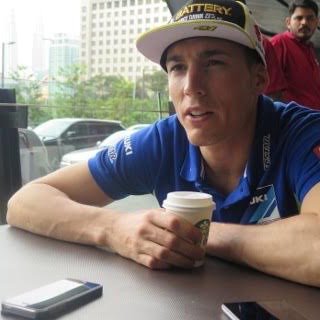 detiksport's tweet photo. Aleix Espargaro Nantikan Balapan 2017 di Indonesia https://t.co/6MLX9r8Dug https://t.co/bxwLZBPLSy