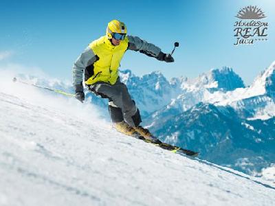 25% de descuento: 1 o 2 noches en Hotel &amp; Spa Real Jaca 4* + forfait bit.ly/1N2Qnsq