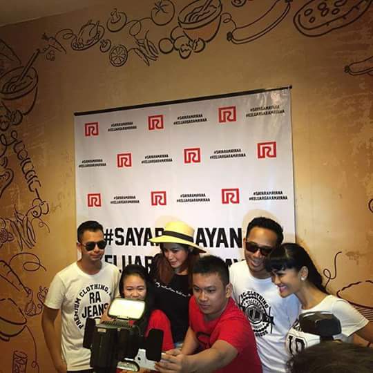 WawankLdrk's tweet photo. Moment Bersama @RaffiAhmadLagi  @jedarcantik  @juliaperrez @DennyCagur @WawankLdrk https://t.co/y84VJnaiu2